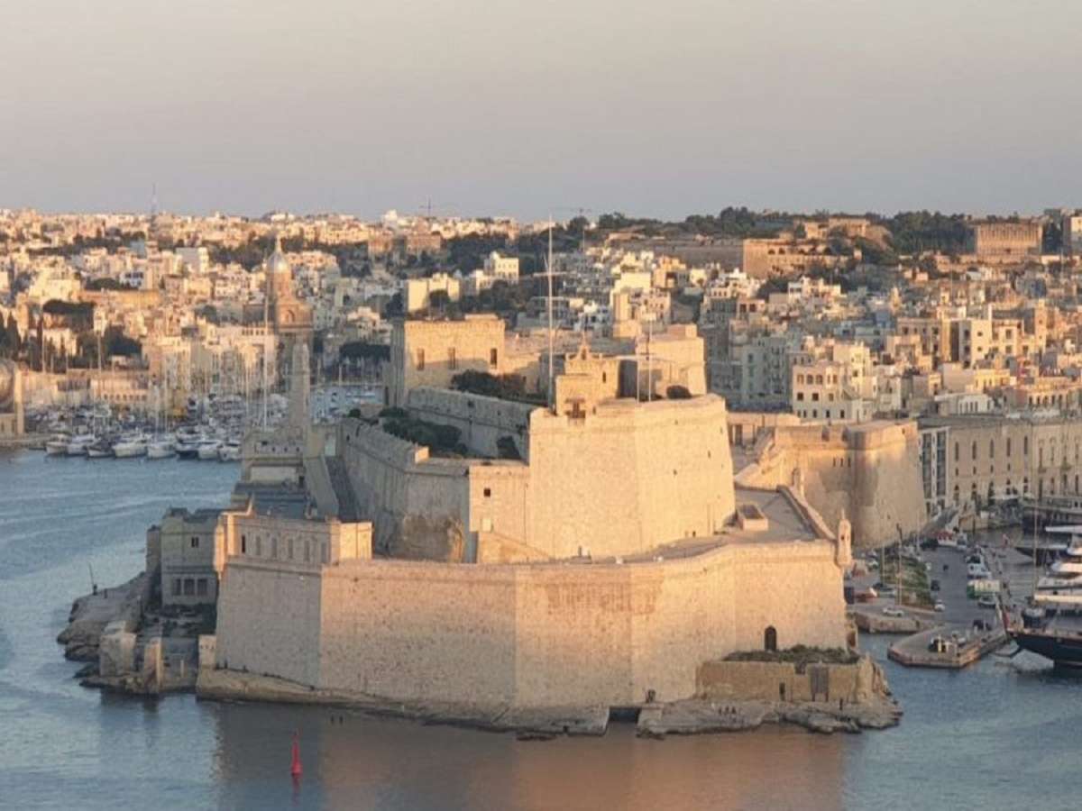 stolica Malty zwiedzana podczas wycieczki pobytowo-objazdowej na Maltę